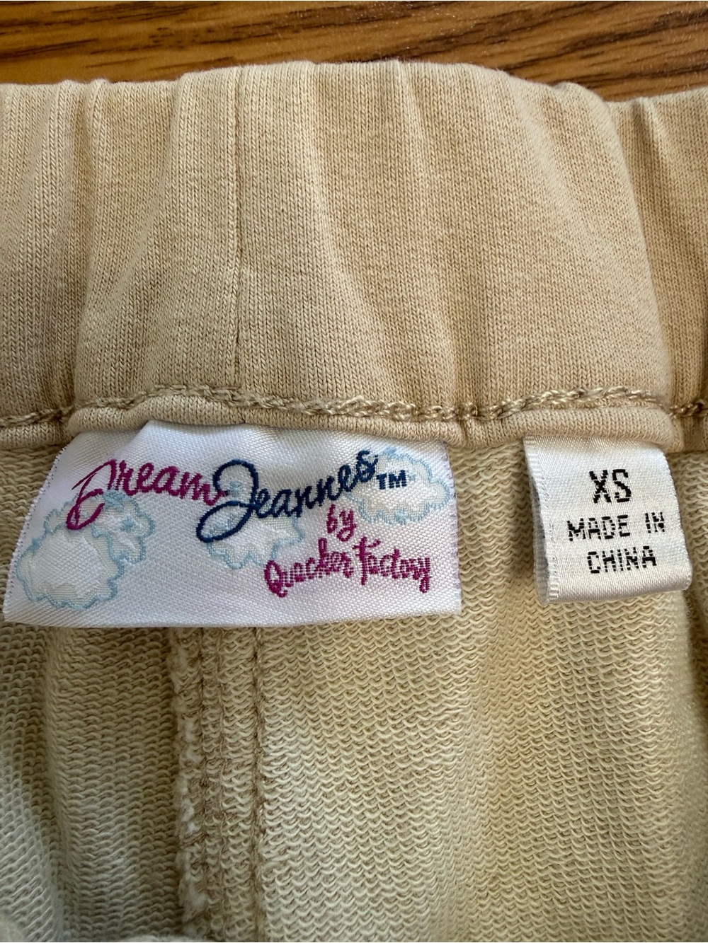 Bling Quacker Factory Sand Dream Jeannes Capris, Pedal Pushers, Skimmer-Stretch - Picture 10 of 16